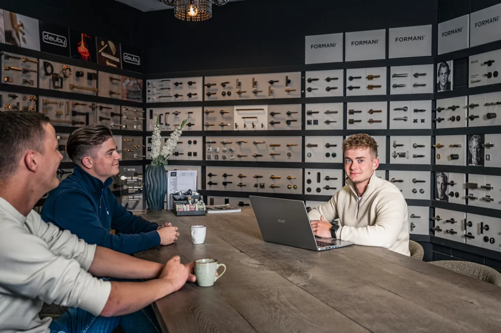 Kom werken bij het team van Top Deuren